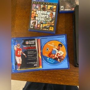 PS4 with games